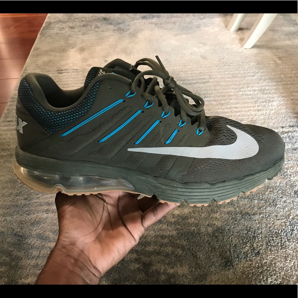 Nike Air Max Excellerate 4
